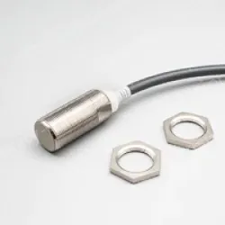 M18 Shield Inductive proximity switch E2E-X7D2-N-Z 2M