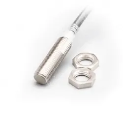 M8 Shield Inductive proximity switch E2E-X1R5Y2-Z 2M