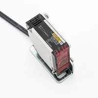 Retroreflective photoelectric switch E3JK-R4M2 12-24VDC 5 wires Sensing distance 4m