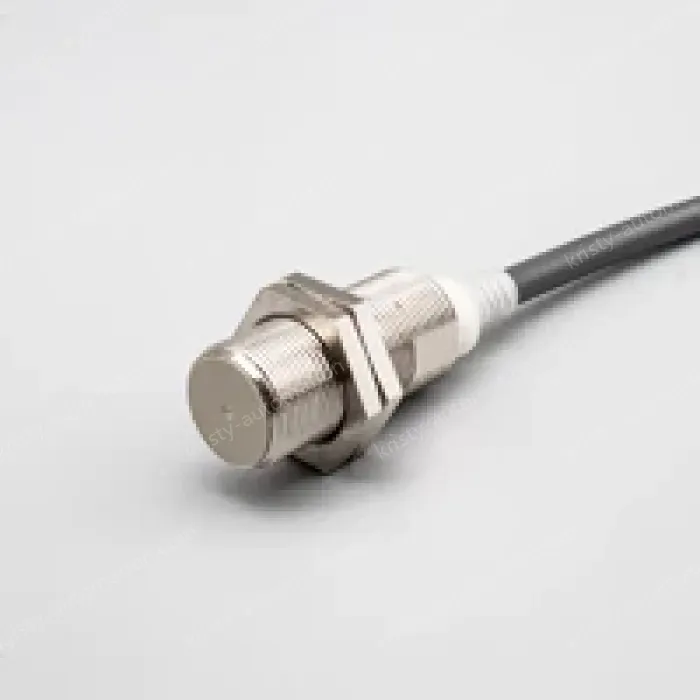 M18 Shield Inductive proximity switch E2E-X7D2-N-Z 2M