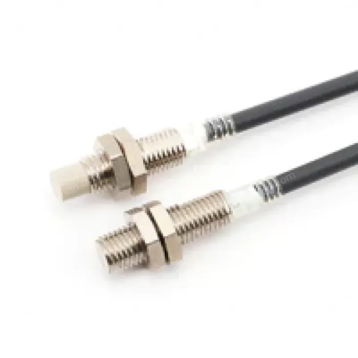 M8 Shield Inductive proximity switch E2E-X1R5Y2-Z 2M